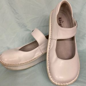 Alegria nursing shoes. Euro size 37